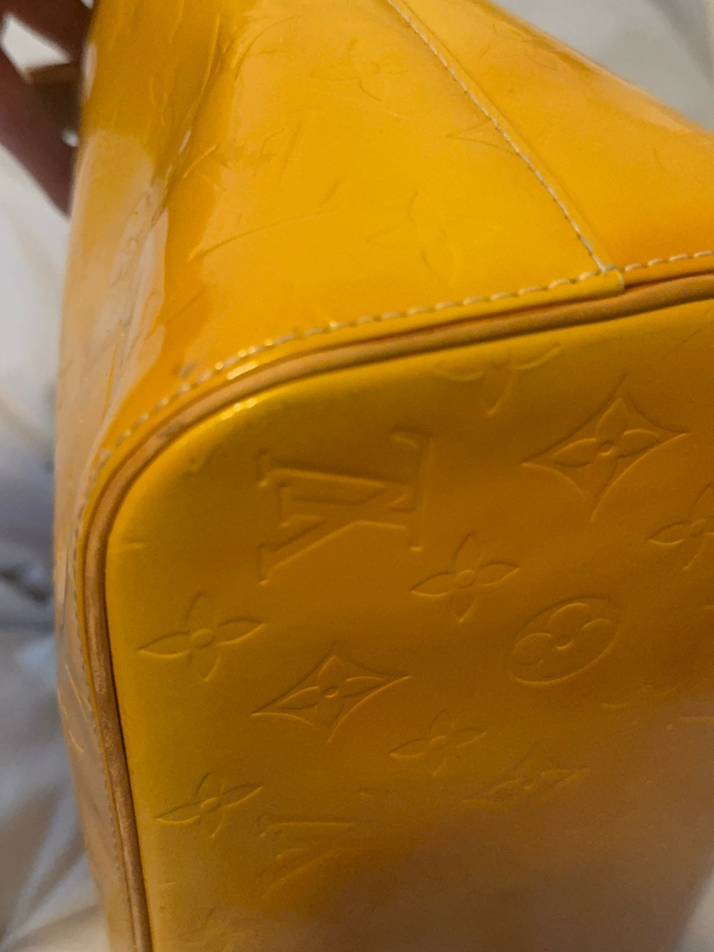 Louis Vuitton Vernis Yellow Patent Leather Tote Bag Rare Vintage Y2K - Picture 8 of 16